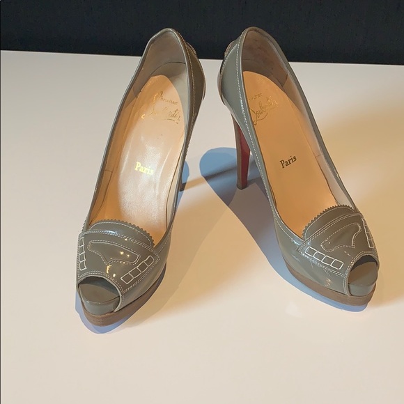Christian Louboutin peep toe platform pumps - Picture 2 of 7